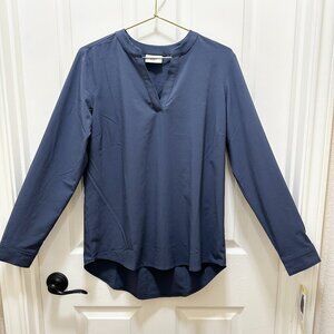 New Rev3 Tunic Blouse Women's Size S  Navy Plum Center Back Pleat Stretch Office